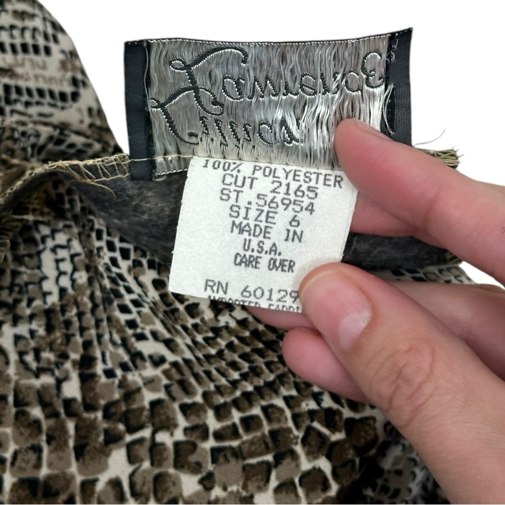 Vintage Lillian Lawrence Snakeskin Print Blouse Size 6 - Picture 3 of 5